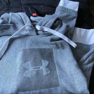 Under armour hoodie sweater